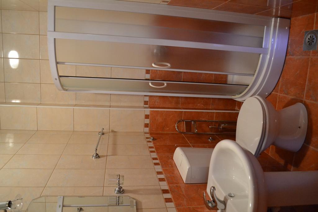 Guesthouse Orlovic Budva Buitenkant foto