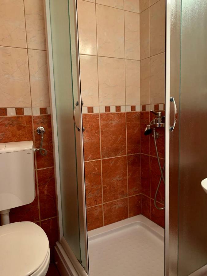 Guesthouse Orlovic Budva Buitenkant foto