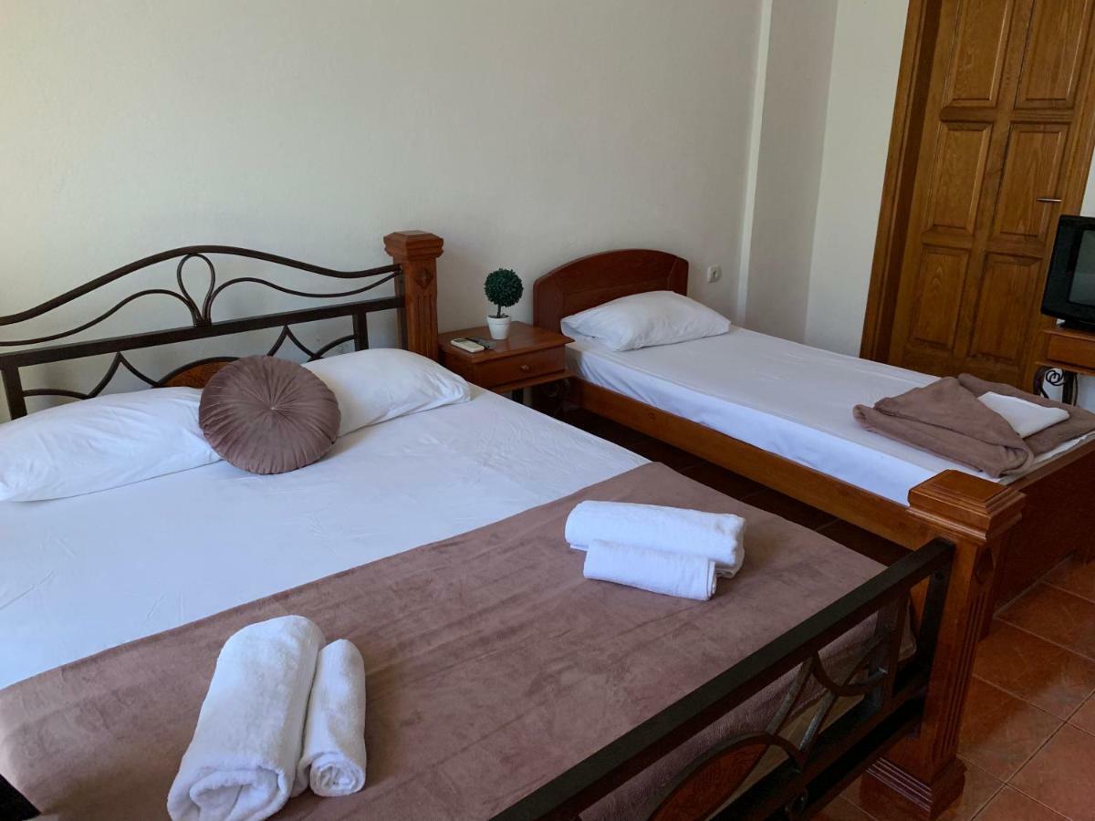 Guesthouse Orlovic Budva Buitenkant foto