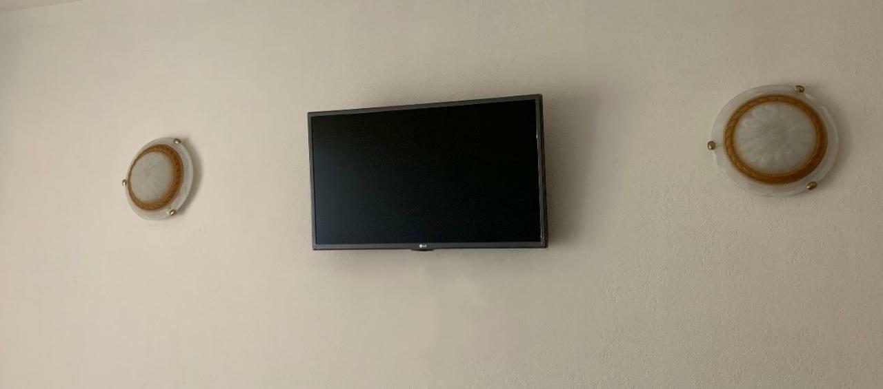 Guesthouse Orlovic Budva Buitenkant foto
