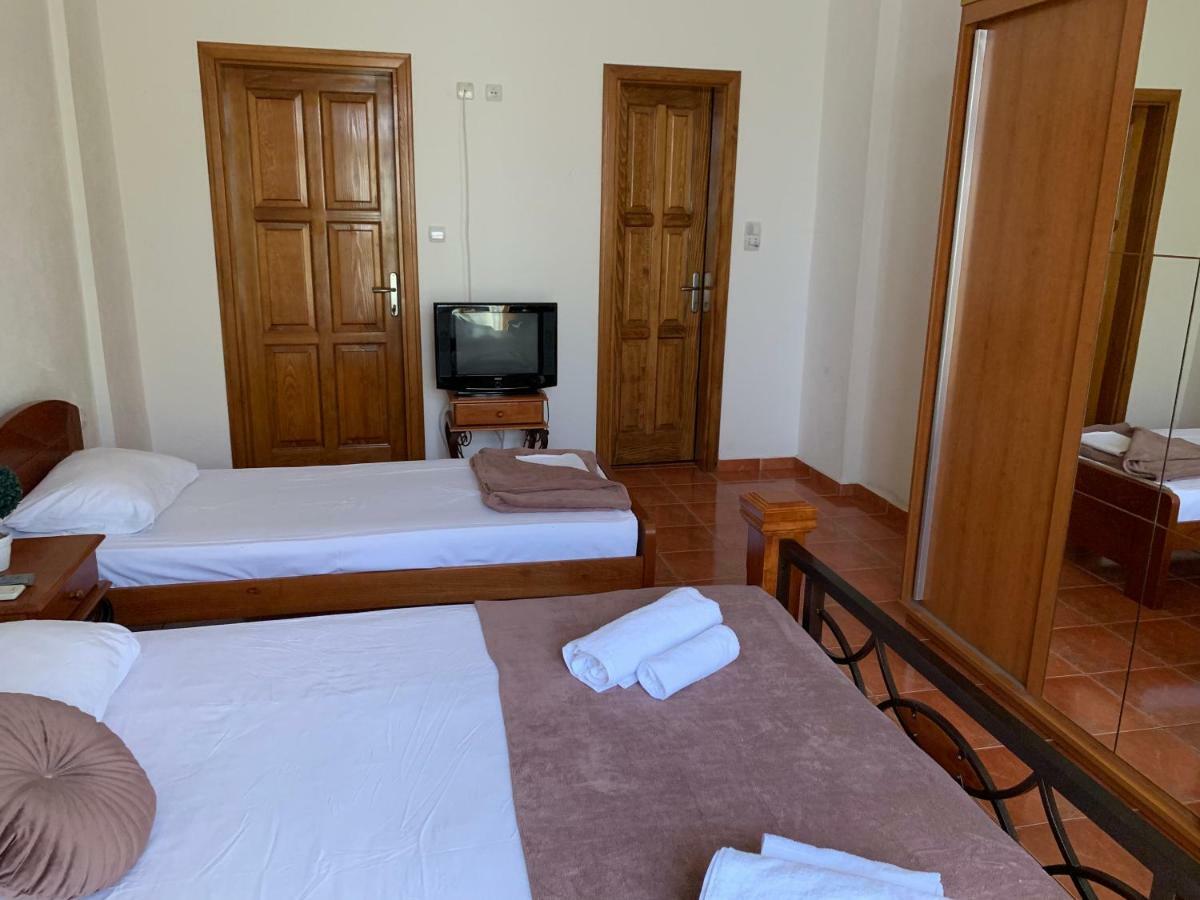 Guesthouse Orlovic Budva Buitenkant foto