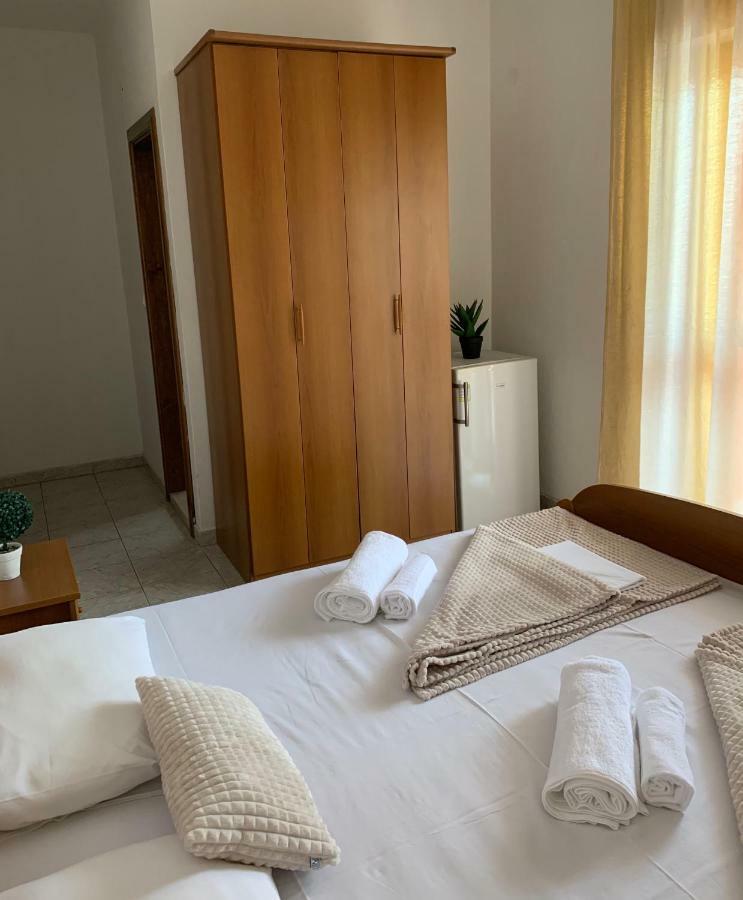 Guesthouse Orlovic Budva Buitenkant foto