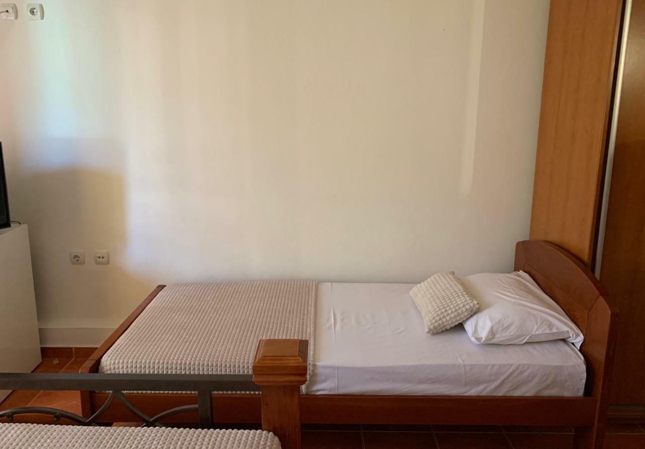 Guesthouse Orlovic Budva Buitenkant foto