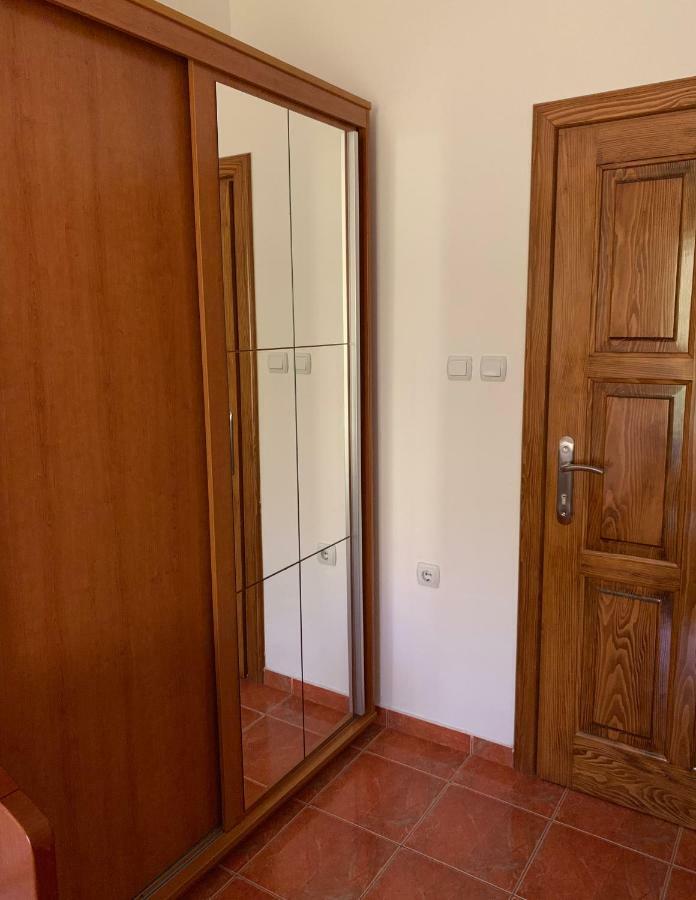 Guesthouse Orlovic Budva Buitenkant foto