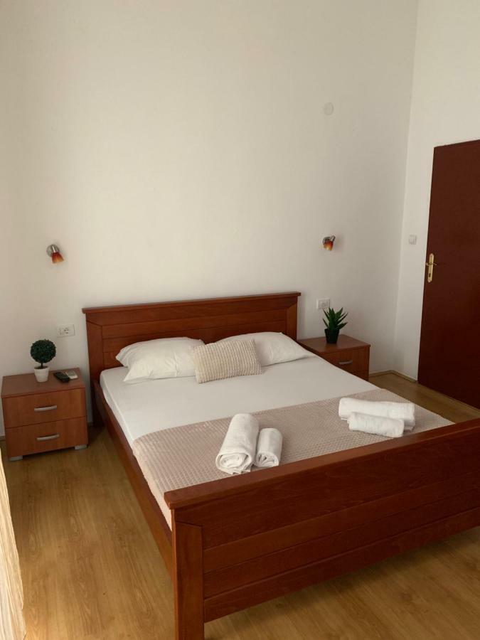 Guesthouse Orlovic Budva Buitenkant foto